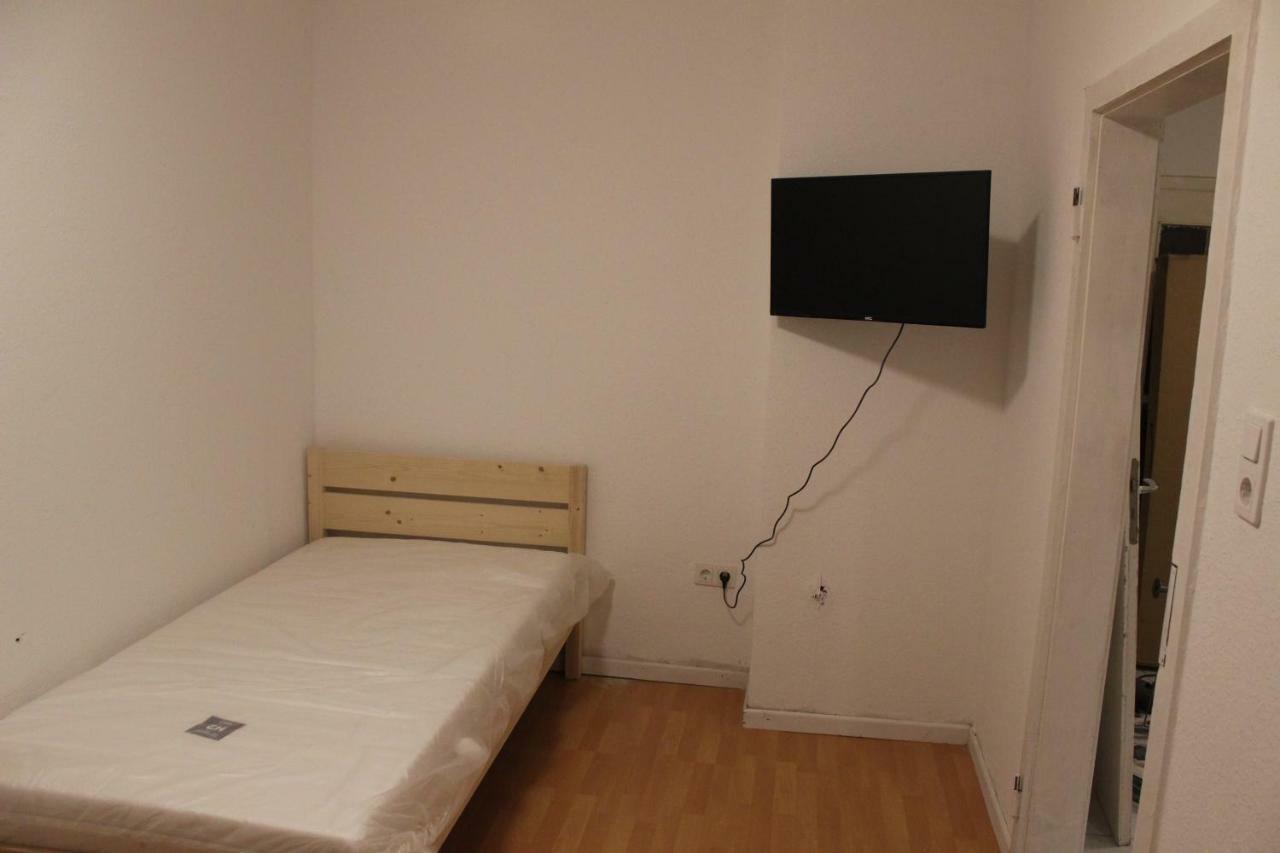 Zimmer Sucht Bewohner Duisburg Exterior foto